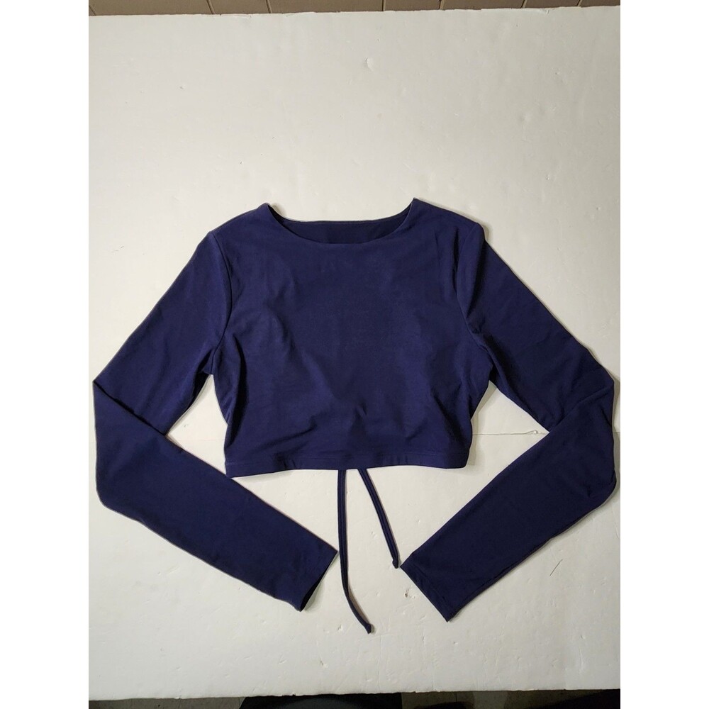 Fabletics Cropped Long Sleeve Top Womens Medium Navy Blue Key Hole Back NWOT